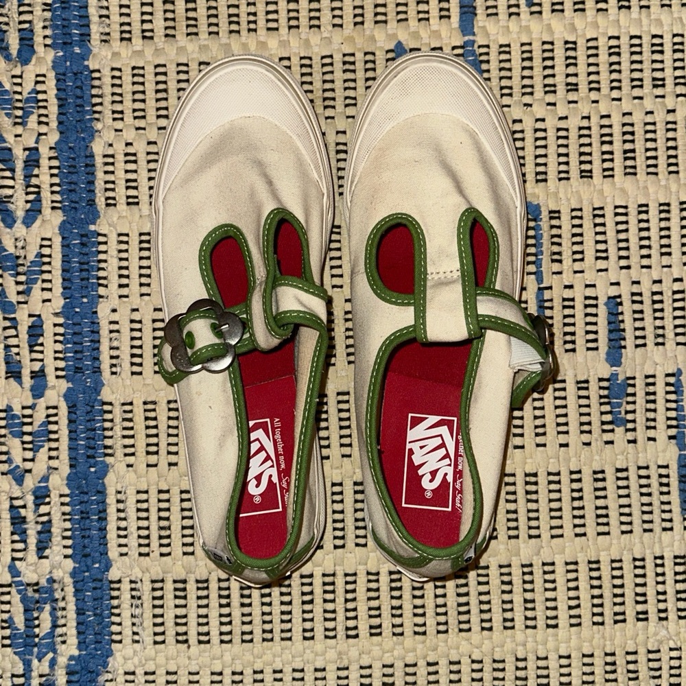 Lisa Says Gah Cream Canvas Slip-On Sneakers with Green Trim and Red Insole